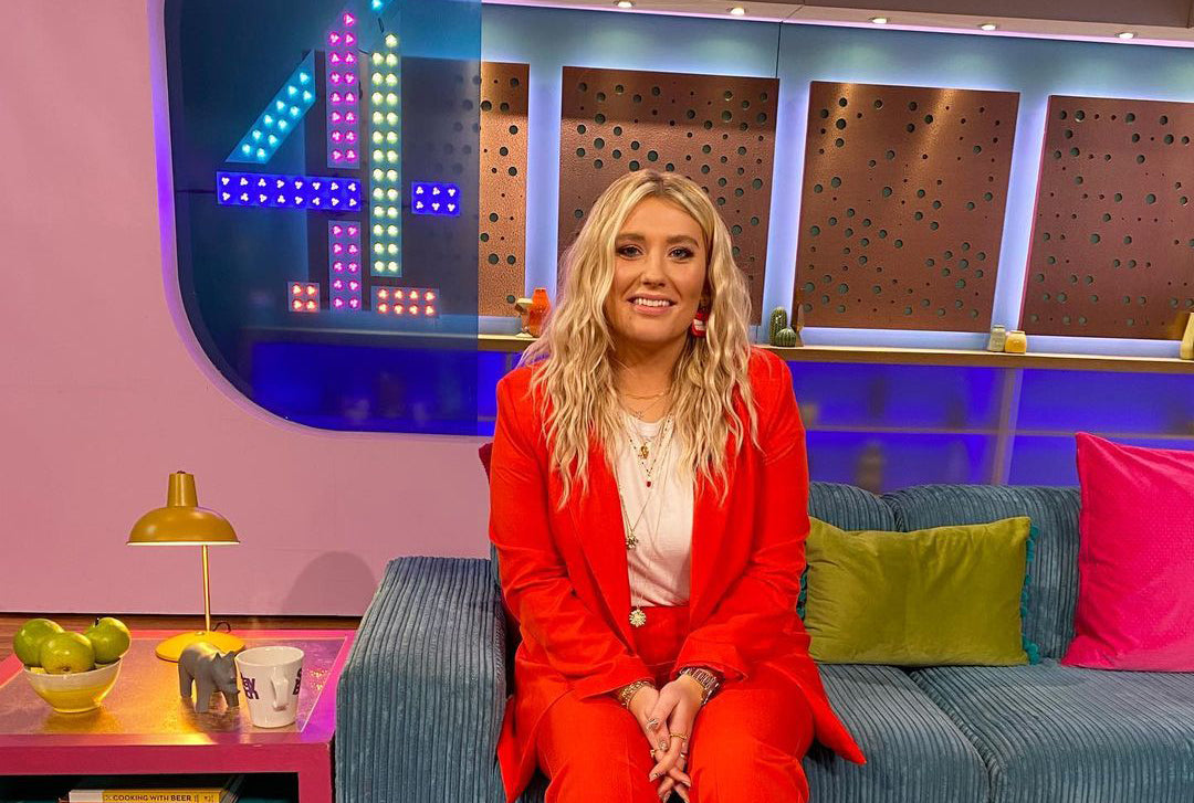 Ella Henderson wears DR for Sunday Brunch!